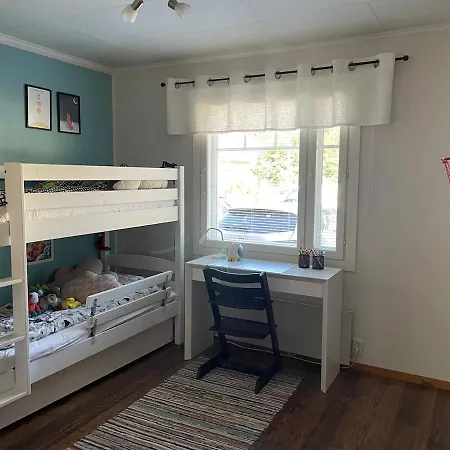 Вилла Three-bedroom With Sauna And Hot Tub