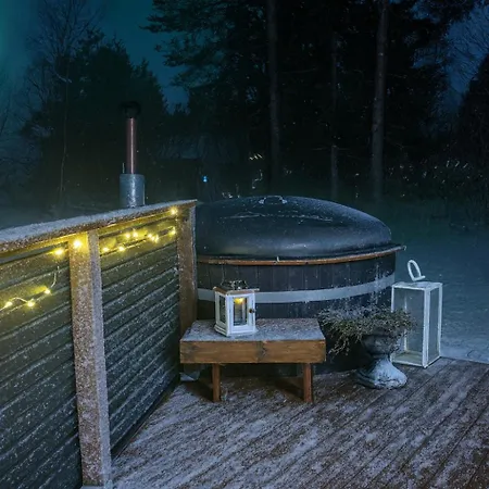 빌라 Three-bedroom With Sauna And Hot Tub *